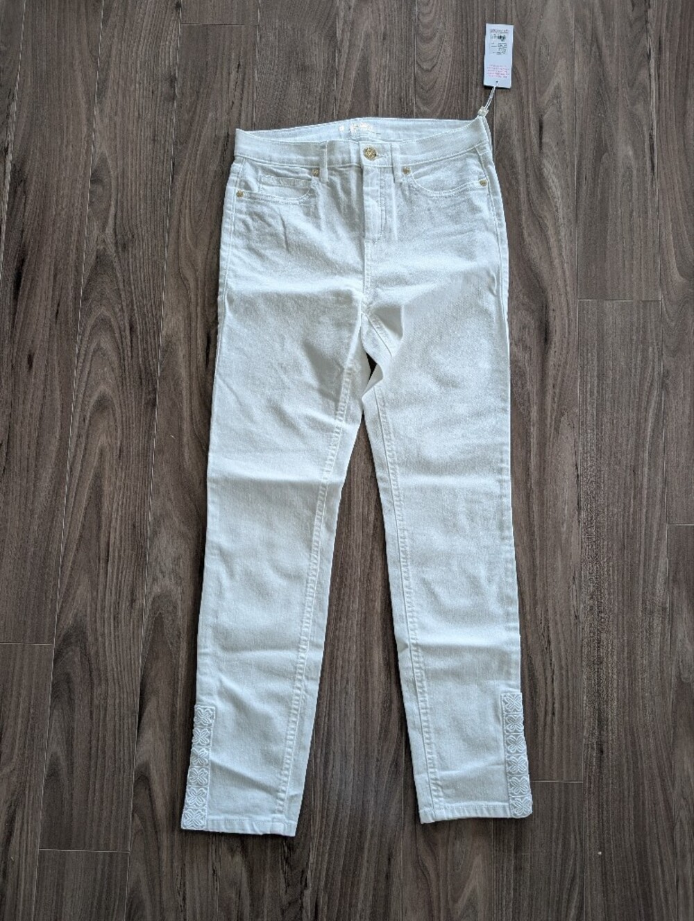 NWT Lilly Pulitzer White Women's Slim Denim Jeans with Embroidered Hem (Size 4)